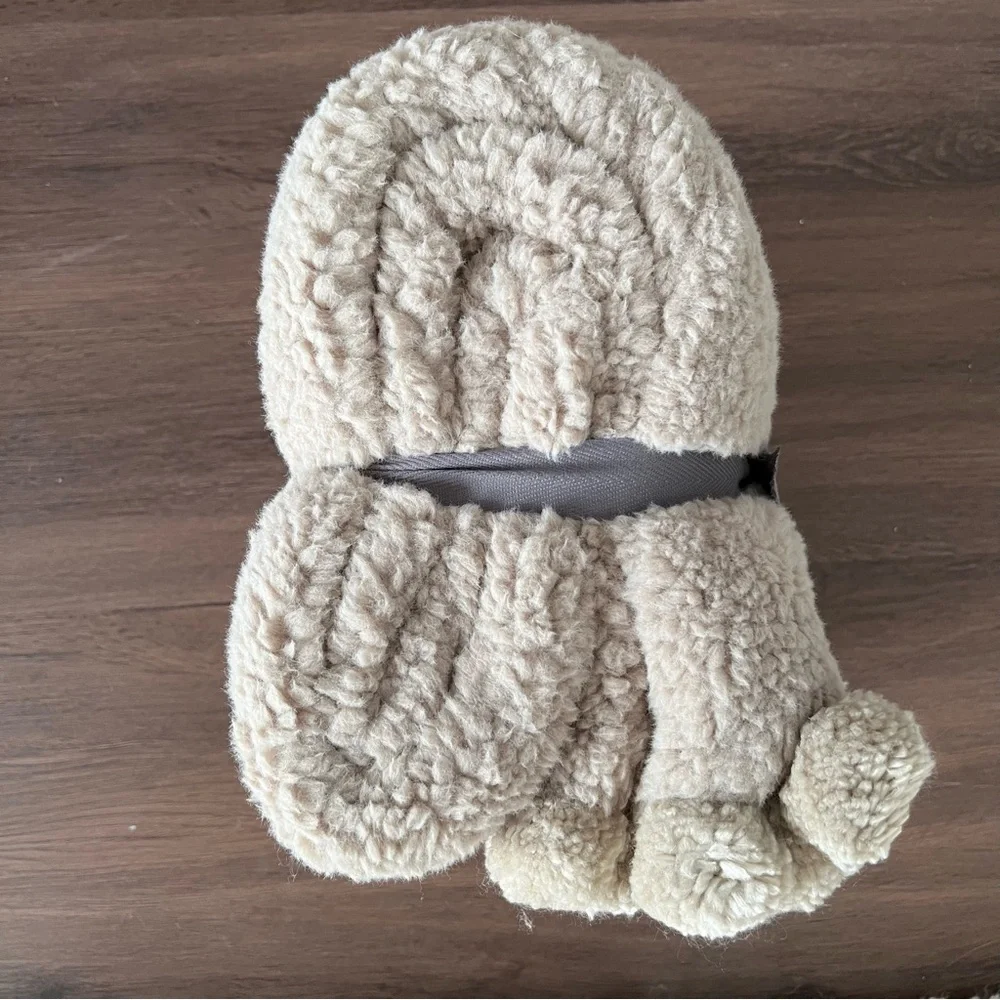 WEST ELM Cozy Sherpa Pom Pom Throw Blanket SABLE 47x60 NWT